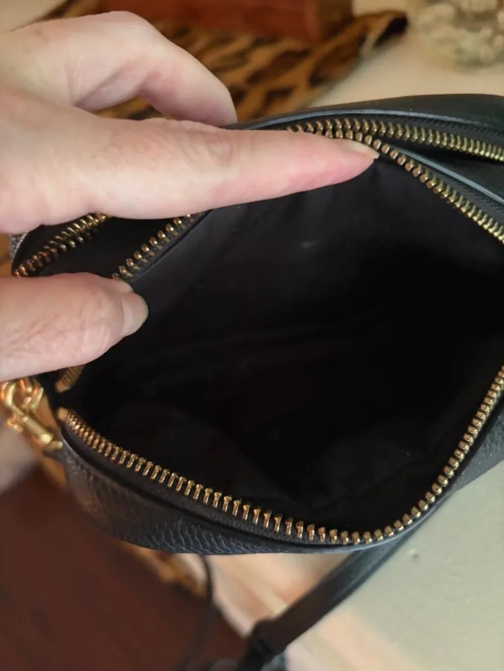 Tory Burch Perry Bombe Black Crossbody Camera Handbag